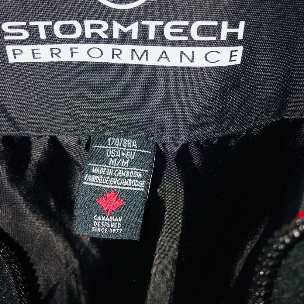2 jackets in 1. Black color. - Picture 2 of 8